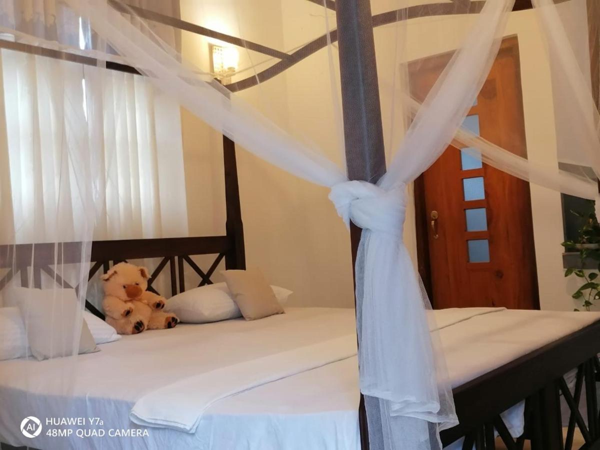 Villa Wismar Хиккадува Экстерьер фото