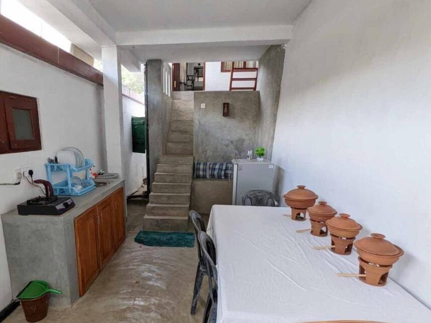 Villa Wismar Хиккадува Экстерьер фото