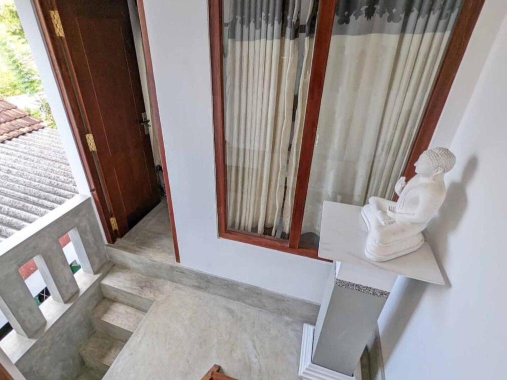 Villa Wismar Хиккадува Экстерьер фото